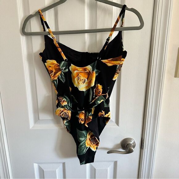 Onia x WeWoreWhat Danielle Floral One Piece Belted Swimsuit Women’s Large - Picture 7 of 11